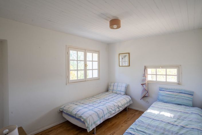 Image No.15-5 Bed House for sale