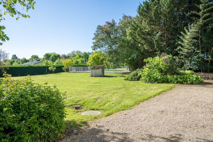 Image No.18-5 Bed House for sale