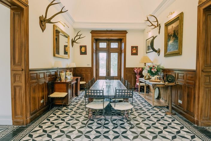 Image No.8-10 Bed House for sale