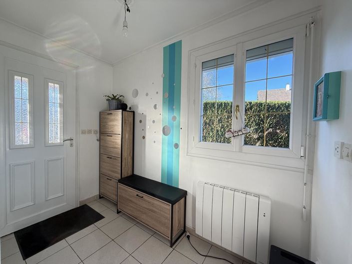 Image No.10-5 Bed House for sale