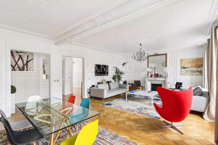 Image No.4-3 Bed Property for sale