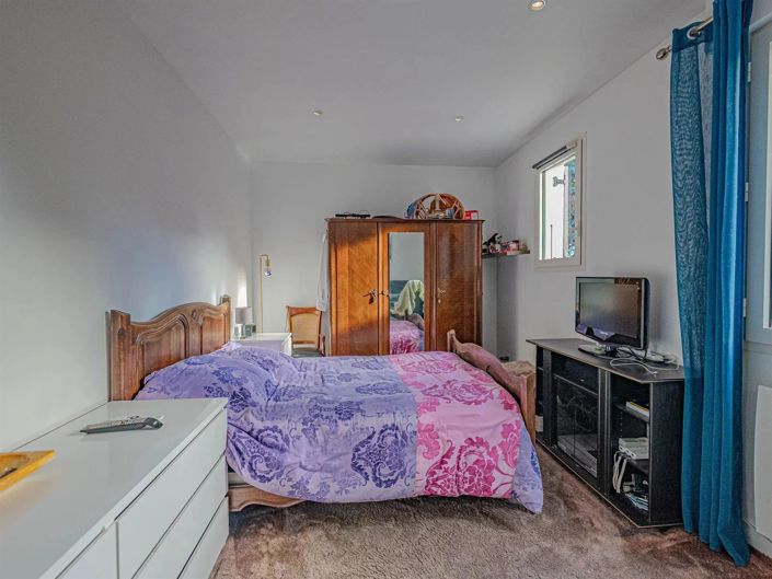 Image No.8-House for sale