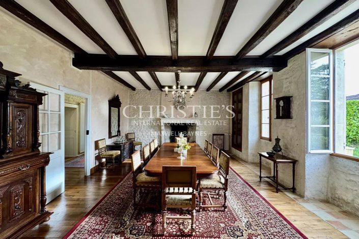 Image No.17-6 Bed House for sale