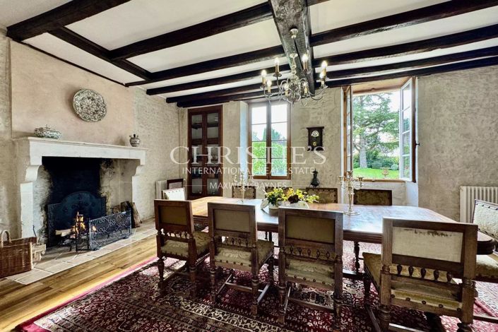 Image No.19-6 Bed House for sale