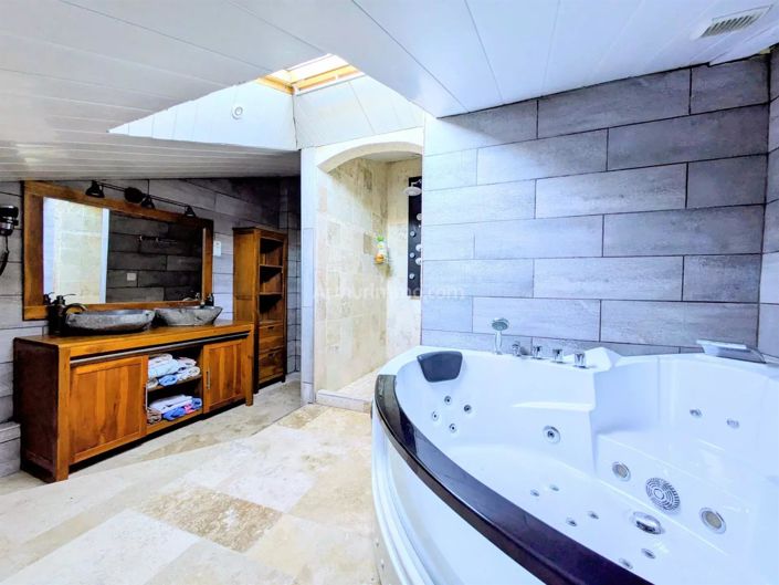 Image No.20-Maison de 5 chambres à vendre à Salernes