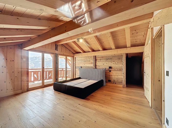 Image No.27-4 Bed House for sale