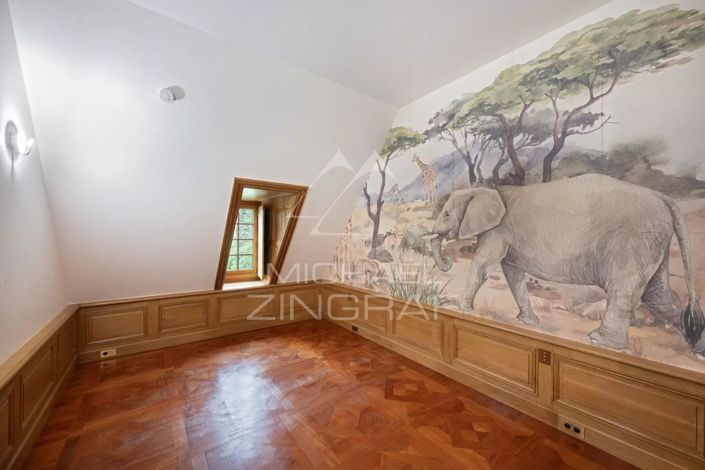 Image No.16-5 Bed House for sale