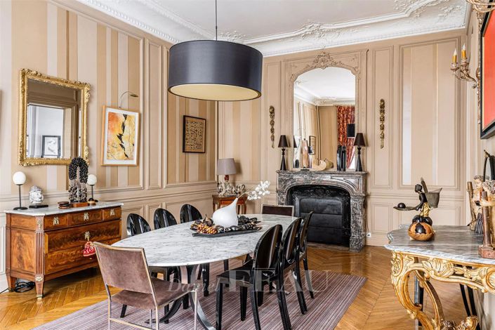 Image No.11-4 Bed Property for sale