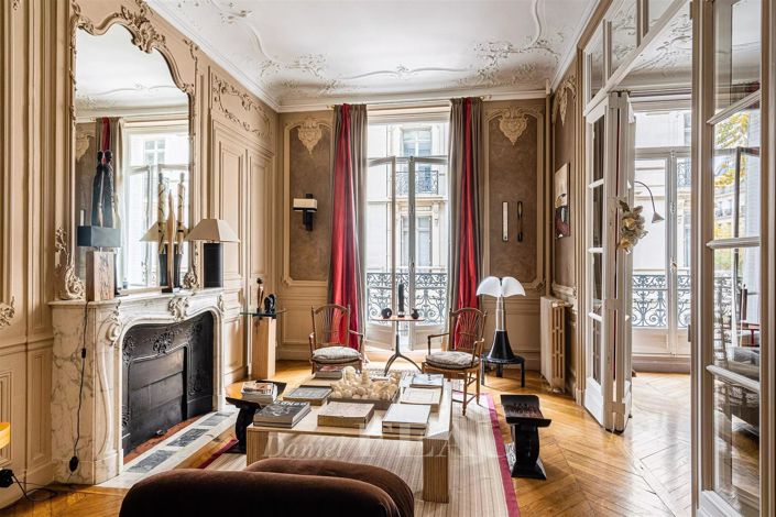 Image No.15-4 Bed Property for sale