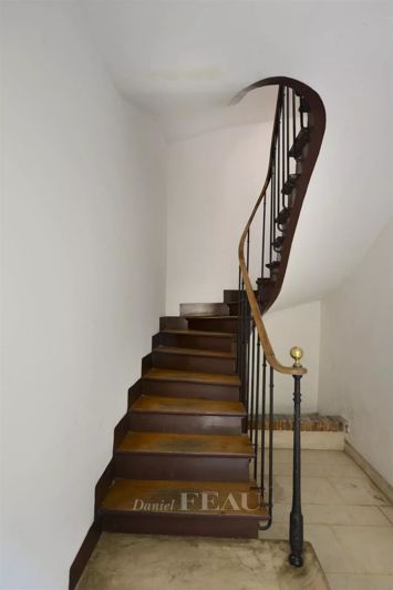 Image No.8-1 Bed Property for sale