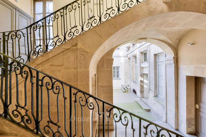 Image No.1-3 Bed Property for sale