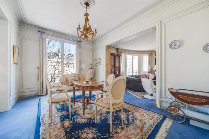 Image No.5-4 Bed Property for sale