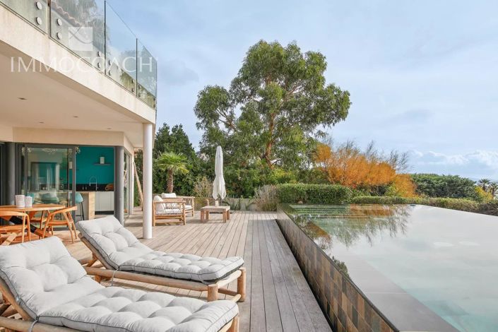 Image No.5-House for sale