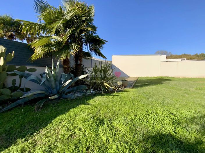 Image No.22-3 Bed House for sale