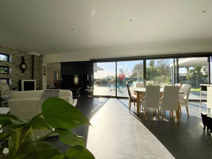 Image No.4-3 Bed House for sale