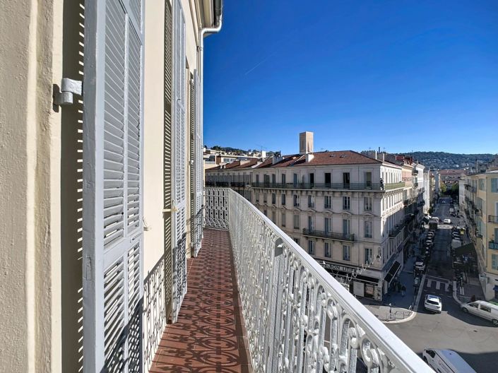 Image No.11-5 Bed Apartment for sale