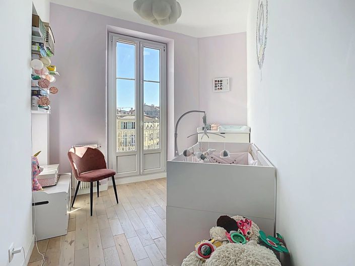 Image No.8-5 Bed Apartment for sale