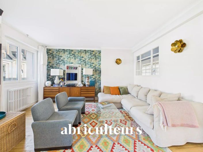 Image No.2-Propriété de 4 chambres à vendre à Nantes