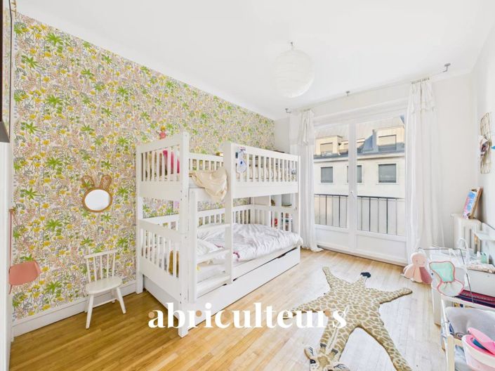 Image No.7-Propriété de 4 chambres à vendre à Nantes