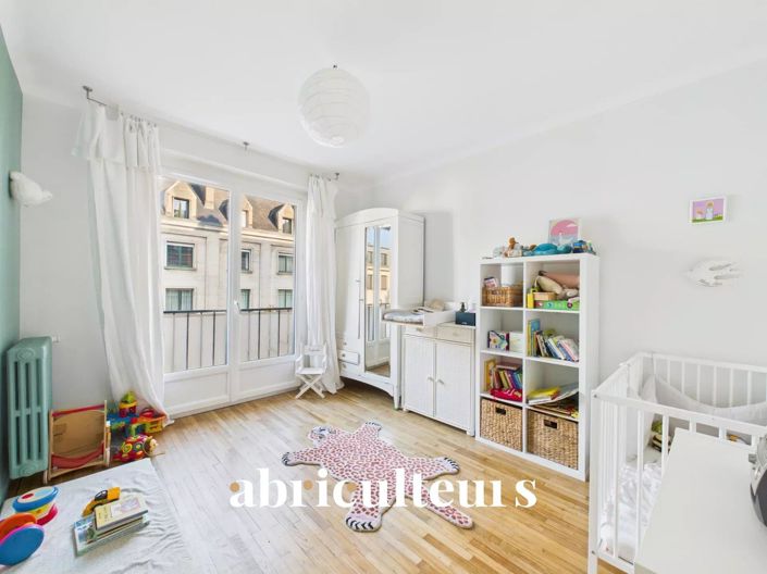 Image No.8-Propriété de 4 chambres à vendre à Nantes