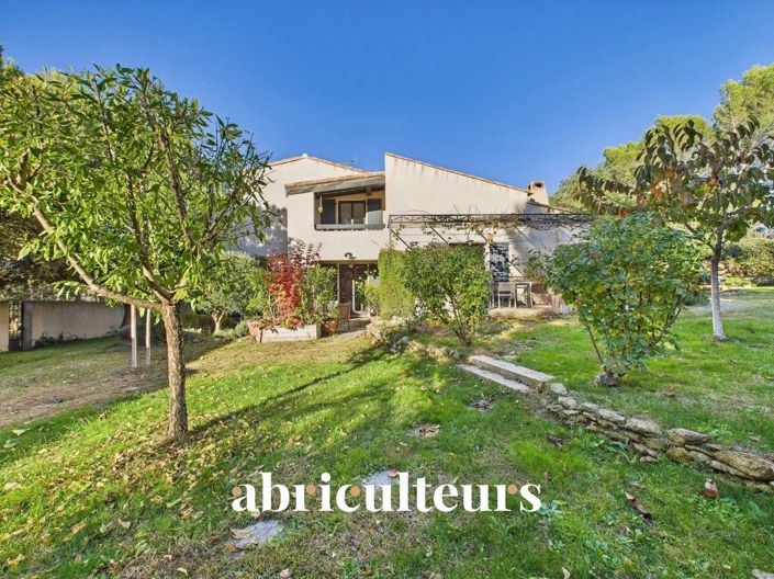 Image No.25-4 Bed House for sale