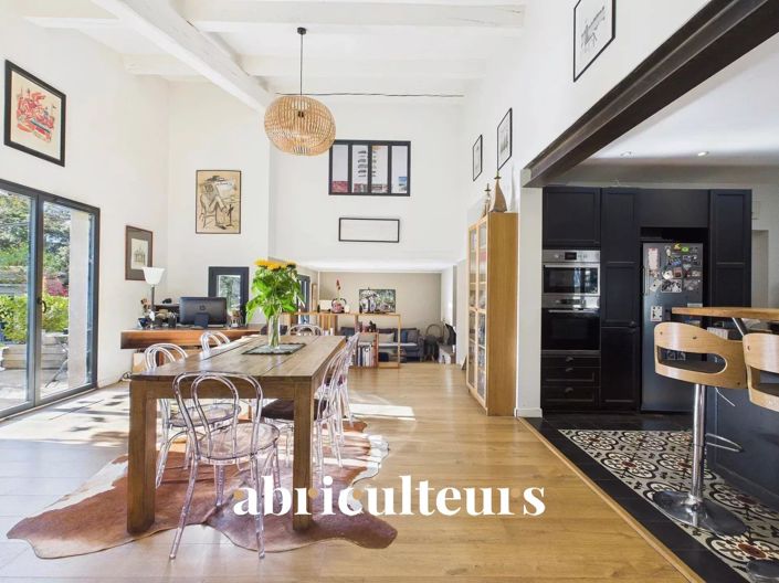 Image No.4-4 Bed House for sale