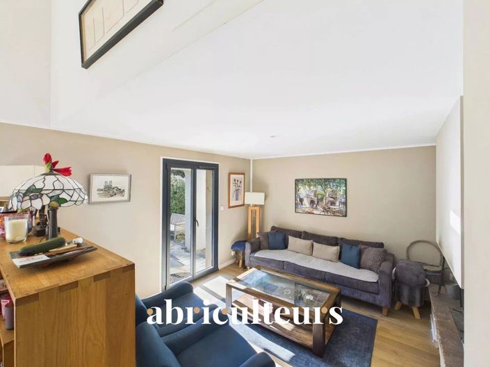 Image No.9-4 Bed House for sale