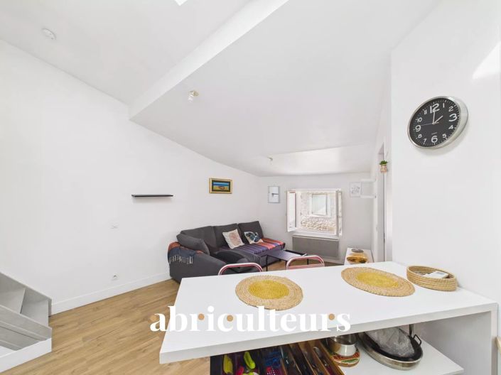 Image No.10-Propriété de 1 chambre à vendre à Lambesc