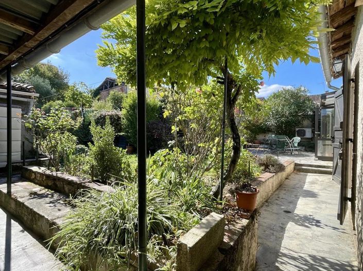 Image No.2-3 Bed House for sale