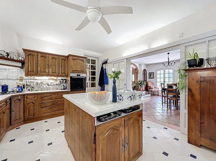 Image No.14-5 Bed House for sale