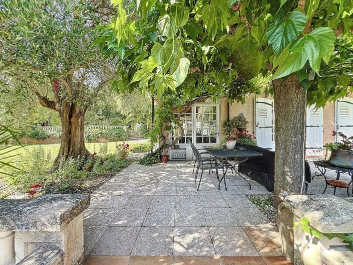 Image No.2-5 Bed House for sale