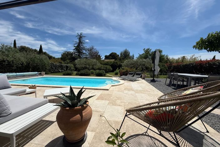 Image No.1-4 Bed House for sale