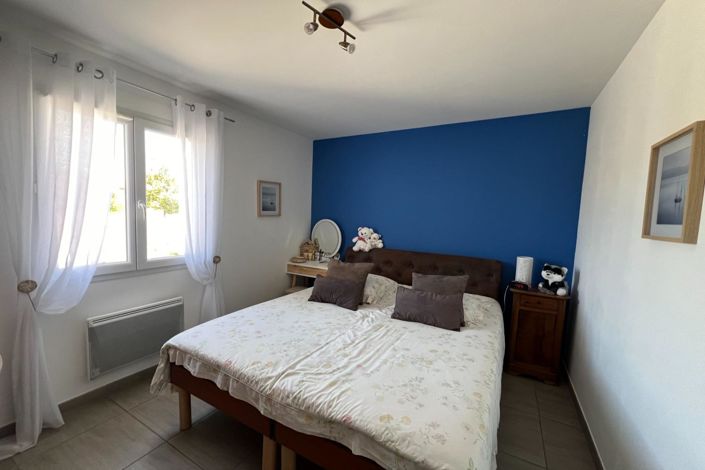 Image No.9-4 Bed House for sale