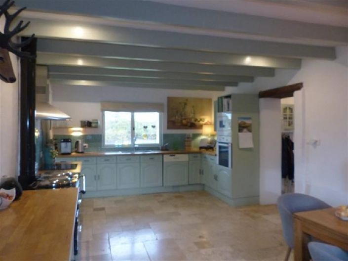 Image No.6-5 Bed House for sale