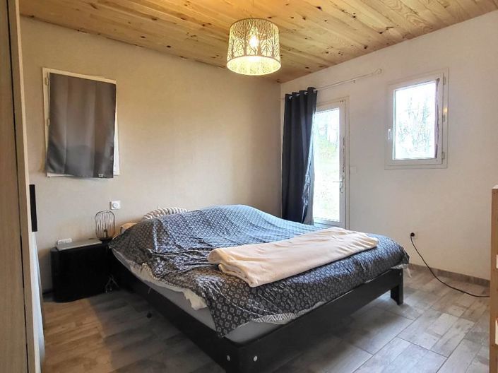 Image No.7-4 Bed House for sale