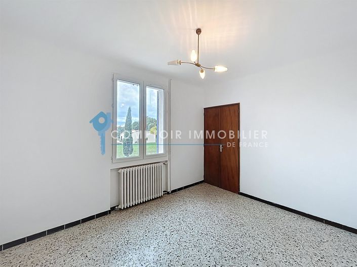 Image No.7-4 Bed House for sale