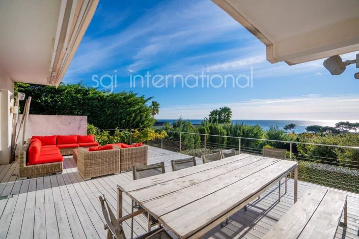 Image No.7-5 Bed House for sale