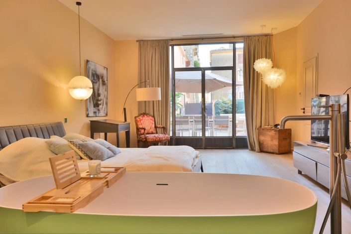 Image No.15-3 Bed Property for sale