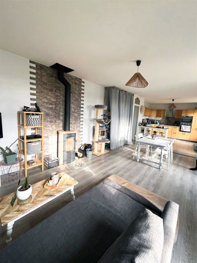 Image No.3-2 Bed House for sale