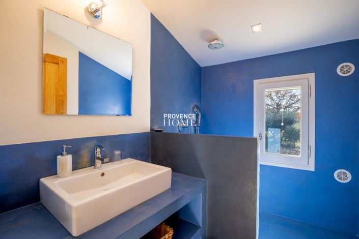 Image No.10-5 Bed House for sale