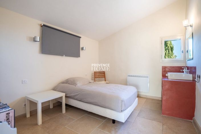 Image No.15-5 Bed House for sale