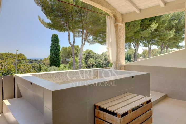 Image No.12-5 Bed House for sale