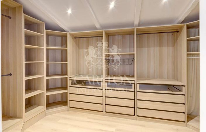 Image No.14-5 Bed House for sale