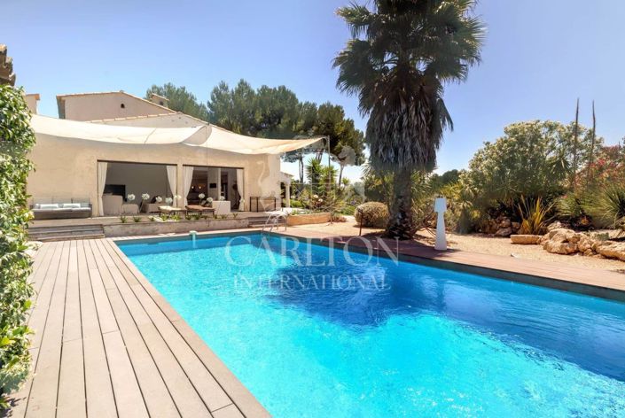 Image No.3-5 Bed House for sale