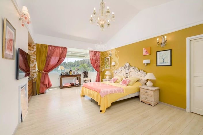 Image No.10-Maison de 6 chambres à vendre à Valbonne