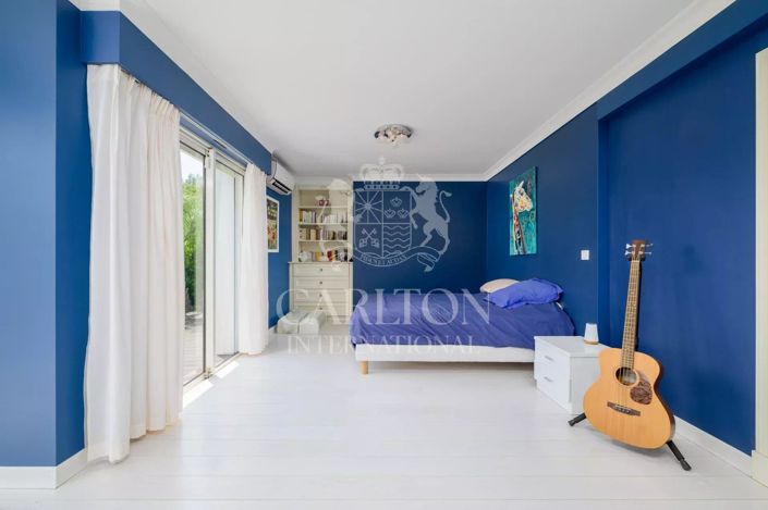 Image No.14-6 Bed House for sale