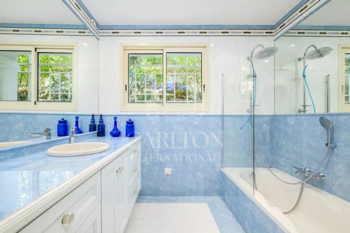 Image No.15-6 Bed House for sale