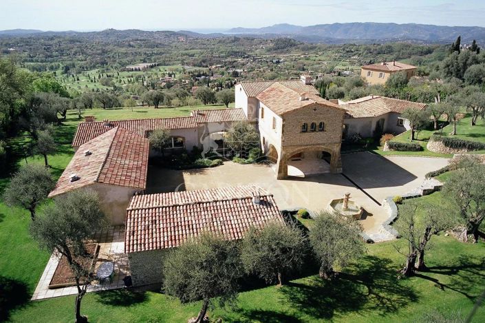 Image No.6-Maison de 6 chambres à vendre à Châteauneuf-Grasse