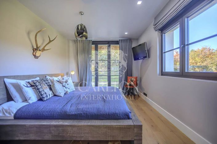 Image No.14-6 Bed House for sale