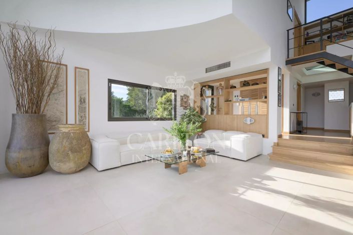 Image No.4-4 Bed House for sale